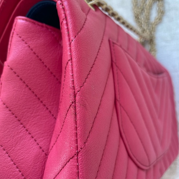 Chanel 2.55 reissue in pink sheepskin - Picture 11 of 11